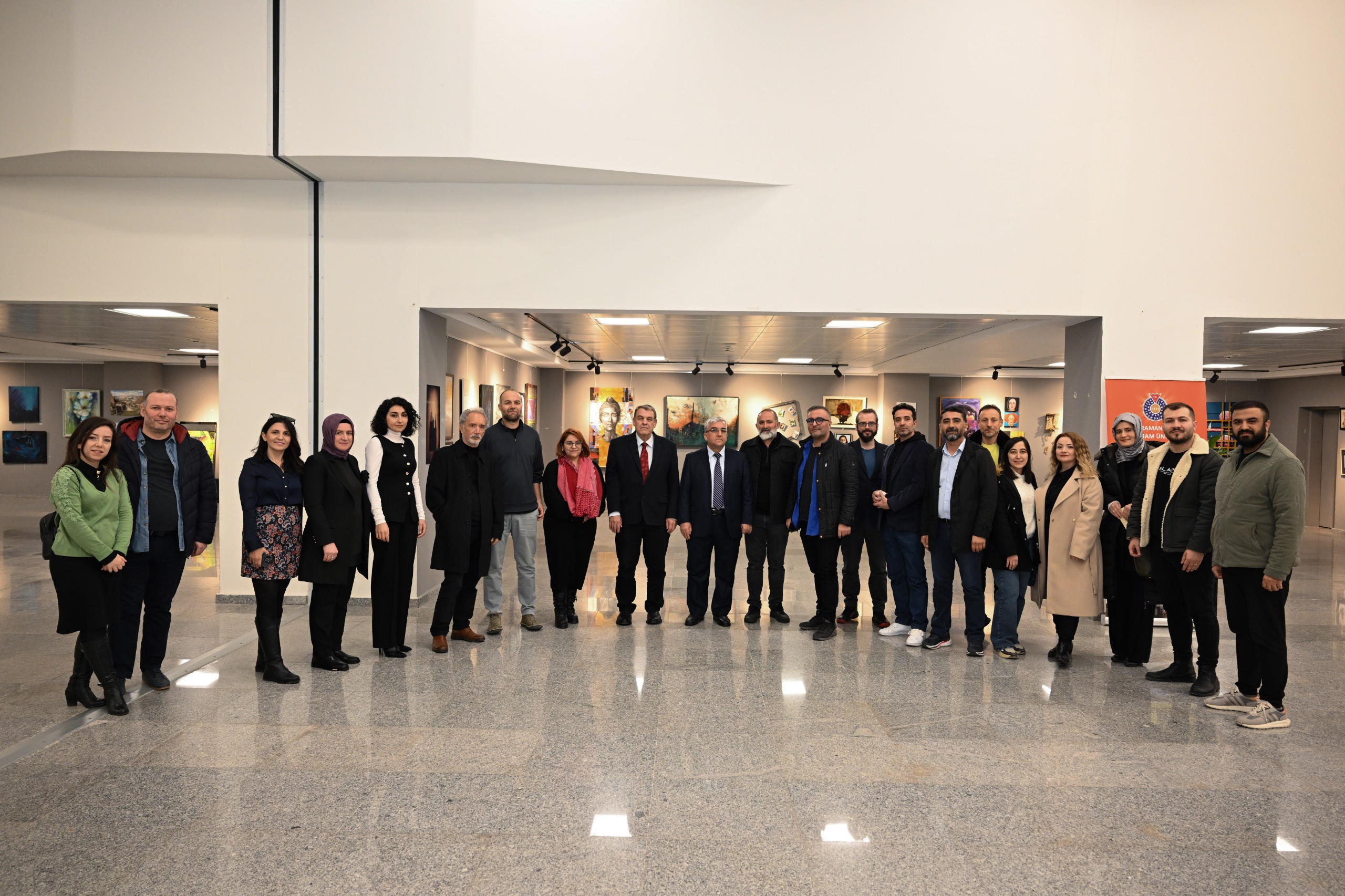 'Dört Onyedi' Disiplinlerarası Karma Sergi Açılışı Gerçekleştirildi.